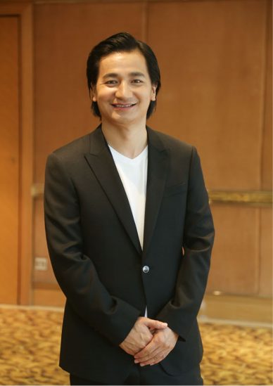 1+扎西青朋导演